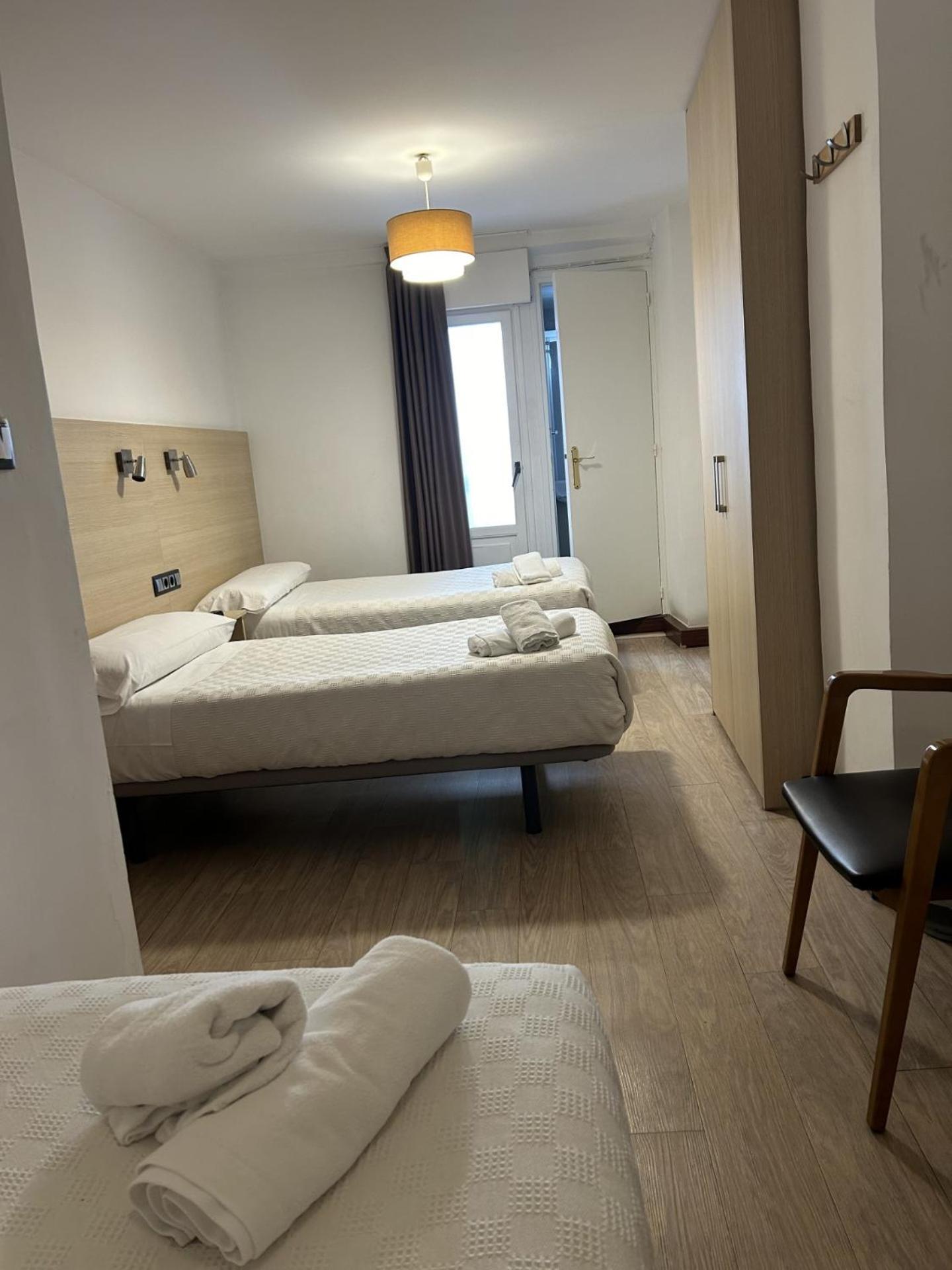 Casa Otano Hotel Pamplona Ngoại thất bức ảnh