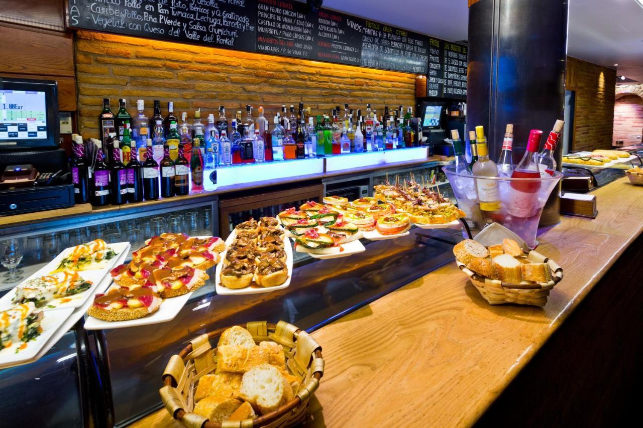 Casa Otano Hotel Pamplona Ngoại thất bức ảnh